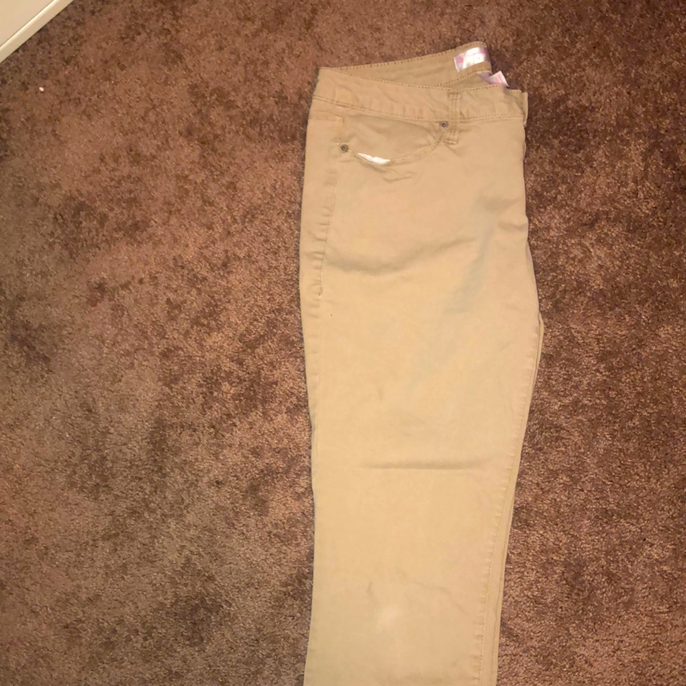 Khaki pants for women